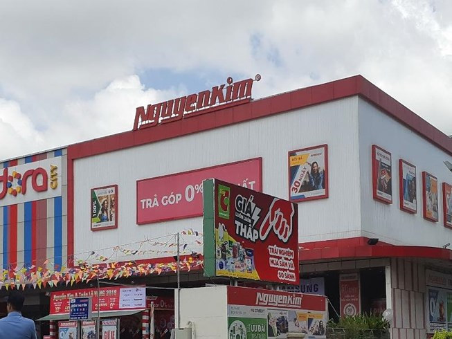 “Ne” thue hon 100 ty, Nguyen Kim co bi truy cuu trach nhiem hinh su?