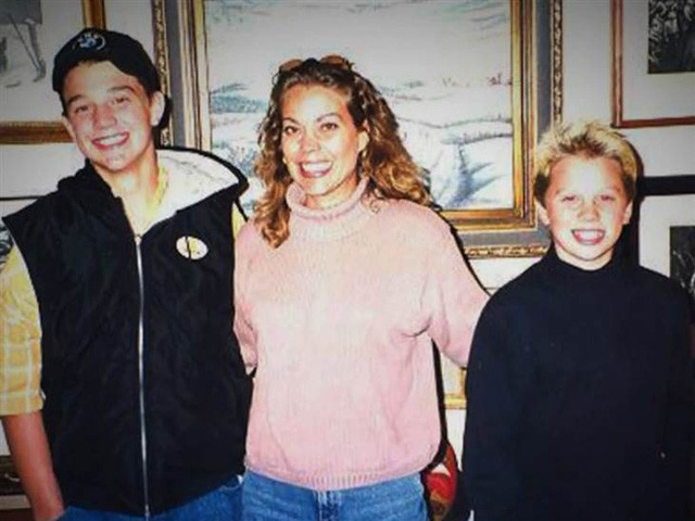 Nguoi phu nu chet duoi 16 nhat dao, canh sat bi “danh lac huong” kho tin-Hinh-2