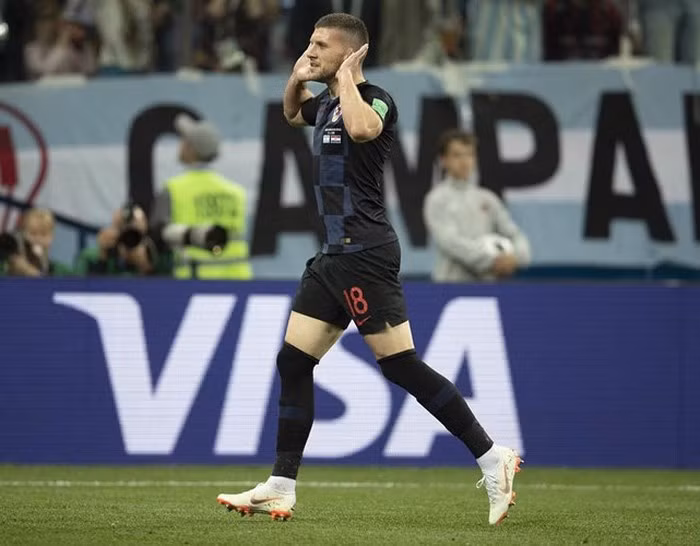 5. Ante Rebic (thi đấu 476 phút) 7.22 điểm