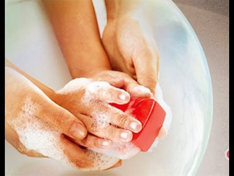 Tăng cường vệ sinh cá nhân, thường xuyên rửa tay với xà phòng đặc biệt trước khi chế biến thức ăn, trước khi ăn, sau khi đi vệ sinh; vệ sinh mũi, họng hàng ngày bằng nước muối để tránh bệnh ngày nóng.