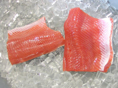 Nếu sử dụng trong vòng 24h, bạn có thể bảo quản bằng cách ướp lạnh. Ảnh: Salmon.