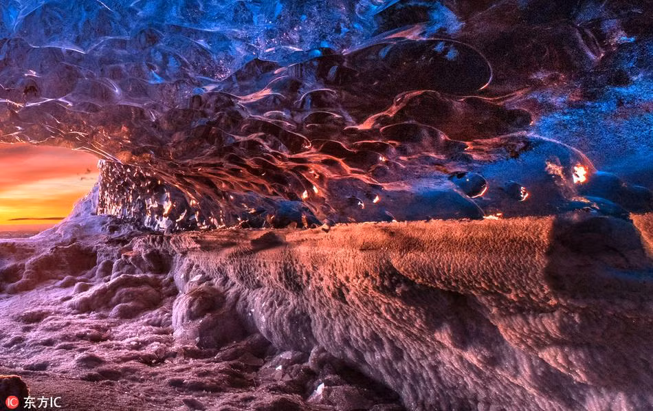 Người ta thường nói khi đó, bài hát của lửa và băng được cất lên, đem đến những cảm xúc tuyệt diệu cho những người may mắn được chứng kiến. (Nguồn Sina)