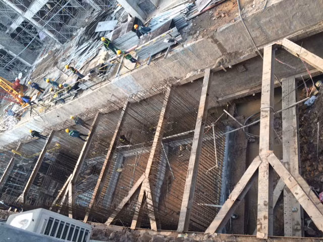 Cuong cuong duoi khach tro vi nha nut toac nhu dong dat-Hinh-6