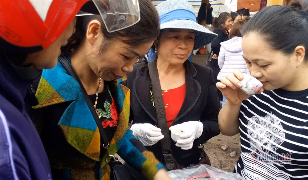 Ky tich tra Thai 5 trieu/kg, qua xach tay lanh dao 21 quoc gia