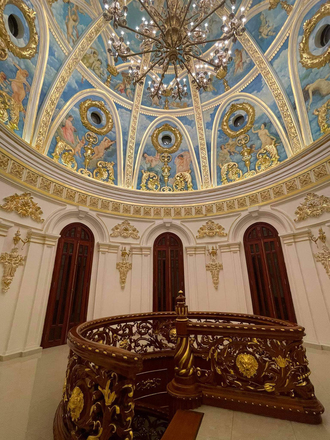 Thuc hu lau dai dat vang 'tu dau den chan' cua dai gia Viet 'menh Hoa'-Hinh-18