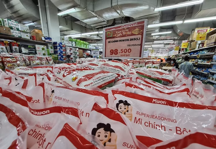 Sản phẩm mì chính được giảm giá "sốc".