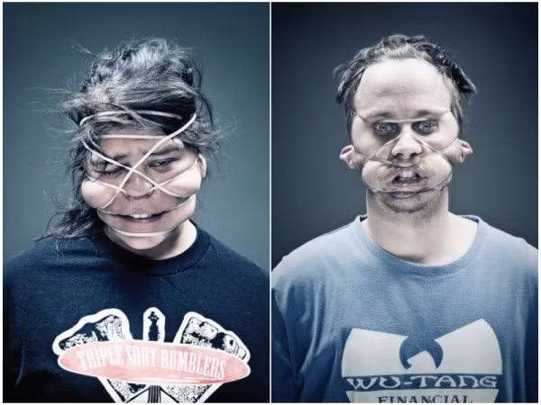 Với cách tạo hình như thế này trông họ không khác gì những cái chân giò sau khi luộc vậy.