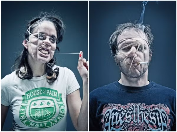 Việc sử dụng dây chun và băng dính đã khiến khuôn mặt của những người mẫu ảnh này méo mó và cho ra những bức ảnh để đời.