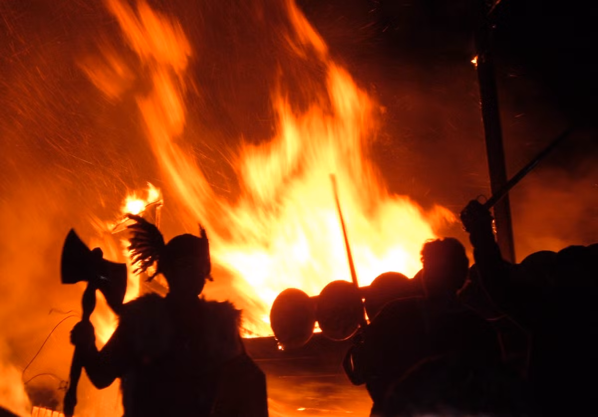 Ngày nay, cách hỏa táng của người Bắc Âu đã chìm vào dĩ vãng và người ta chỉ còn tìm thấy những khung cảnh này trong truyện thần thoại hoặc trong những bộ phim.