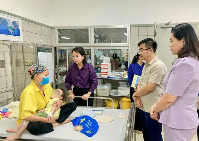 Bi thu quan Thanh Xuan noi gi ve trach nhiem trong vu chay chung cu mini