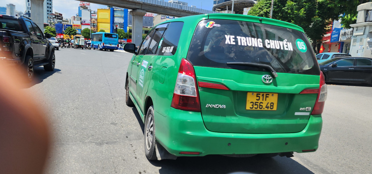 Mai Linh WILLER dung phu hieu xe trung chuyen o Thanh Hoa… chay tai Ha Noi