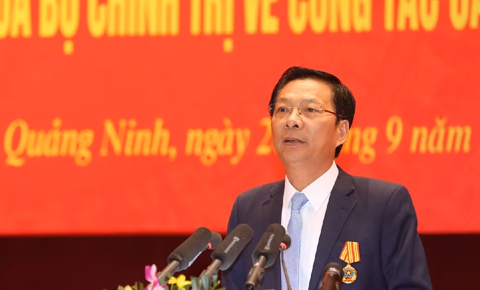 Nguyen Bi thu Quang Ninh Nguyen Van Doc vua bi de nghi ky luat vi pham the nao?