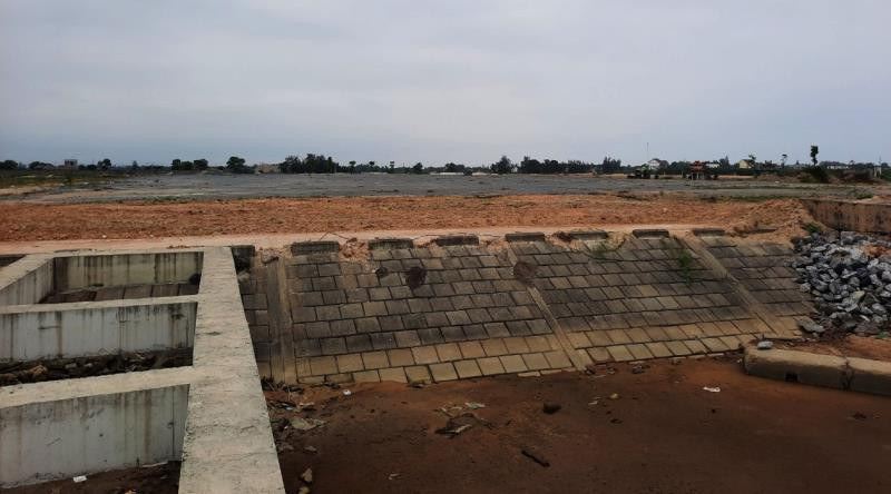 Dự án nhà máy sửa chữa và đóng tàu Cửa Việt bị chậm tiến độ nhiều năm nay. (Ảnh: CA TP Đà Nẵng).