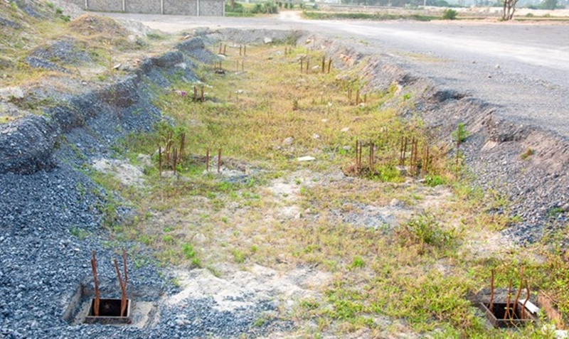 Nhà đầu tư cũng có kiến nghị tỉnh Quảng Trị xem xét cho điều chỉnh diện tích mặt đất, mặt nước tiếp giáp với sông Thạch Hãn nhằm phục vụ bến thủy nội địa và các hoạt động sản xuất kinh doanh khác có liên quan. (Ảnh: Đại Đoàn Kết).