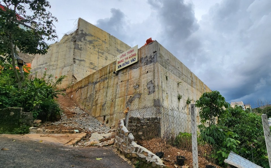 Lam Dong: Can canh taluy khong phep khien Chu tich phuong bi dinh chi