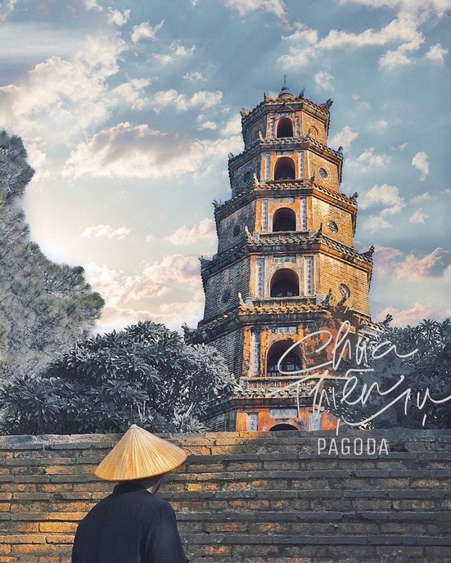 Vao tham cung An Dinh Hue, 'toa lau dai' dep hoa le-Hinh-7