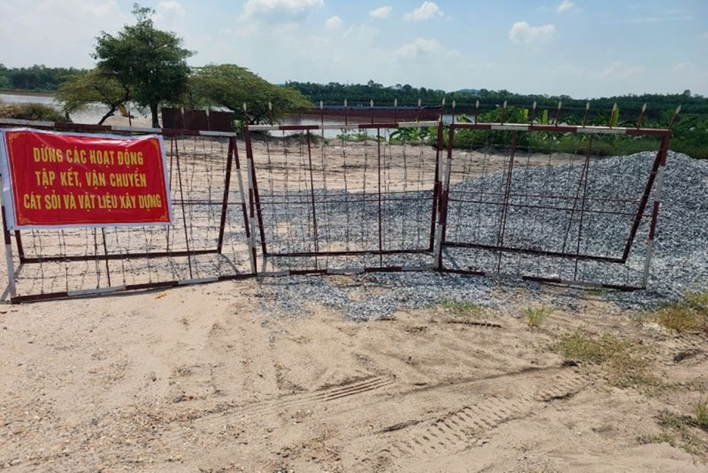 Bắc Ninh: Thị xã Quế Võ lập đoàn kiểm tra “trảm” trạm trộn sai phép Bac Ninh: Thi xa Que Vo lap doan kiem tra “tram” tram tron sai phep