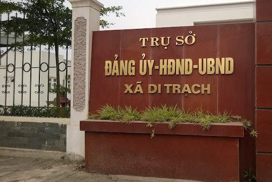 Ha Noi: Chu tich xa Di Trach lam quyen, nhieu sai pham