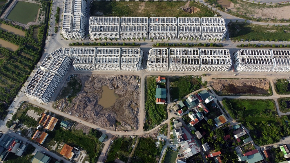 Theo kết luận của Thanh tra Chính phủ, việc điều chỉnh tổng thể quy hoạch chi tiết 1/500 của dự án kéo dài từ tháng 3/2014 đến tháng 10/2018 là vi phạm Nghị định 37/2010/NĐ-CP về lập, thẩm định, phê duyệt và quản lý quy hoạch đô thị.