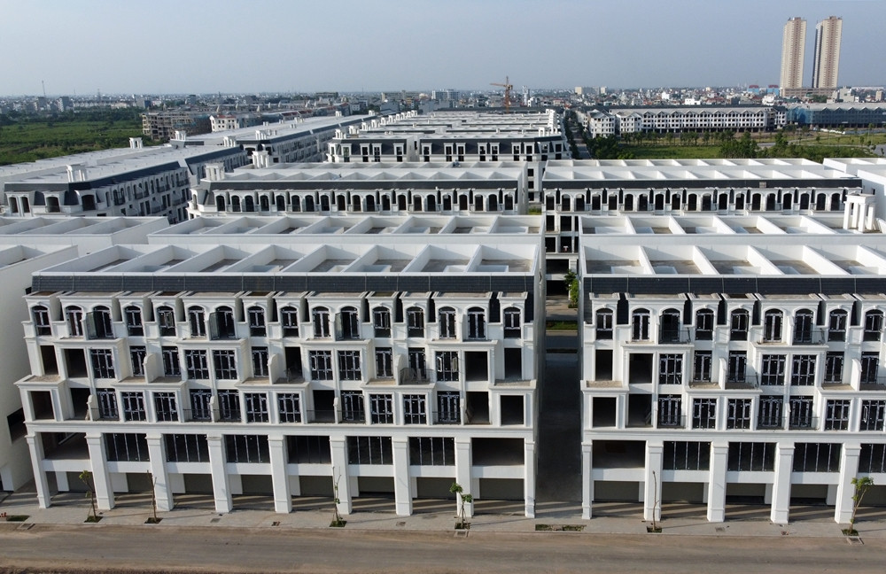 Từ cuối năm 2021, Vietracimex tái khởi động dự án với tên thương mại mới là Hinode Royal Park.