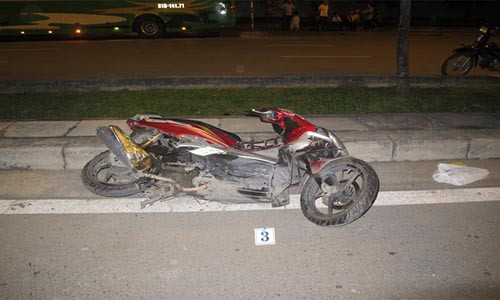 TP HCM: O to tong chet nguoi dan ong Dan Mach roi bo tron-Hinh-2