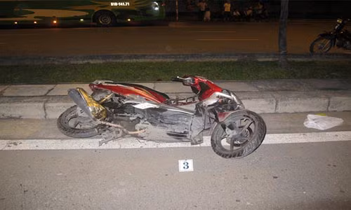 TP HCM: O to tong chet nguoi dan ong Dan Mach roi bo tron-Hinh-2