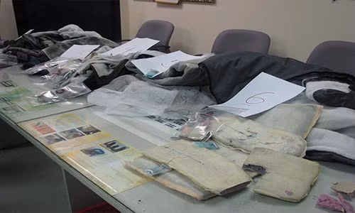 Du khach Nga mang hon 6kg ma tuy da vao Viet Nam