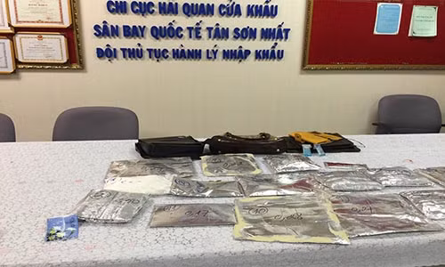 Hơn 5kg ma tuý bị bắt giữ tại sân bay Tân Sơn Nhất.