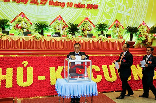 Ong Tran Van Nam duoc bau lam Bi thu Tinh Binh Duong