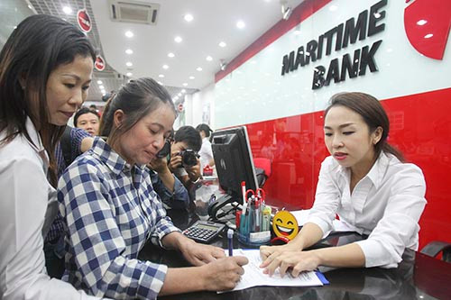 Chị Hồng “ve chai” đã nhận lại hơn 1 triệu Yên Chi Hong “ve chai” da nhan lai hon 1 trieu Yen