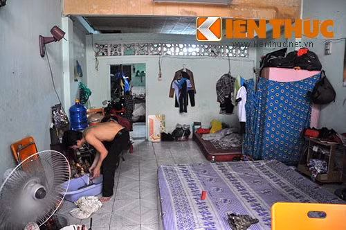 Chi Hong “ve chai” duoc doi 1 trieu Yen tien rach