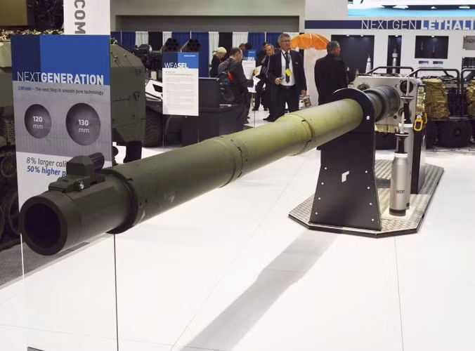 Khi Nga ra mắt chiếc T-14 Armata với vỏ giáp thế hệ mới, các quốc gia NATO bắt đầu cảm thấy giật mình và lo ngại rằng pháo tăng cỡ 120 mm tiêu chuẩn của họ không còn đủ sức làm tổn thương nó nữa.