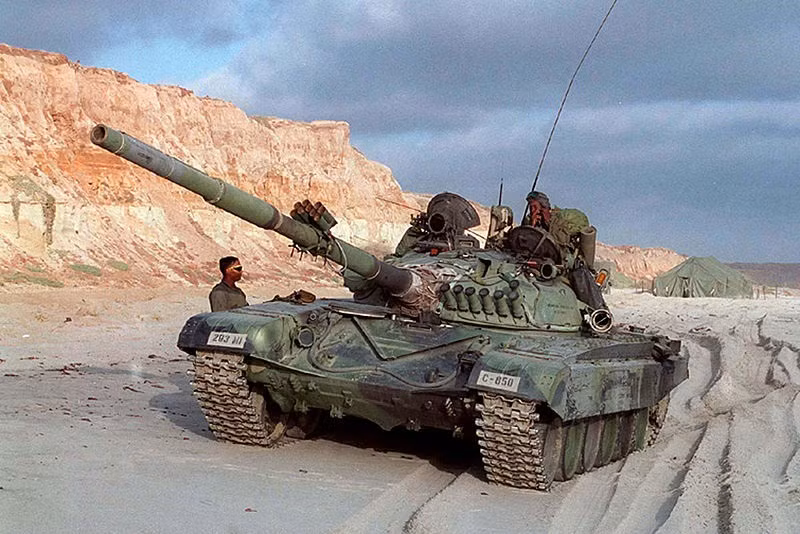 Sau năm 1991, Mỹ đã mua được một số xe tăng T-72 của các nước Đông Âu để dùng cho OPFOR. Tuy nhiên, các xe tăng Sheridan T-72/80 vẫn được dùng phổ biến đến năm 2003.