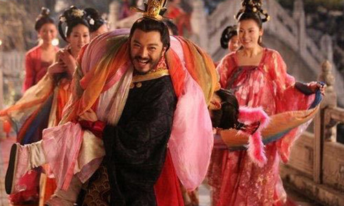 Rất nhiều giả thuyết được đưa ra để giải thích lý do Tần Thủy Hoàng không lập hoàng hậu nhưng không ai khẳng định chắc chắn điều nào mới là nguyên nhân có tính chất quyết định.