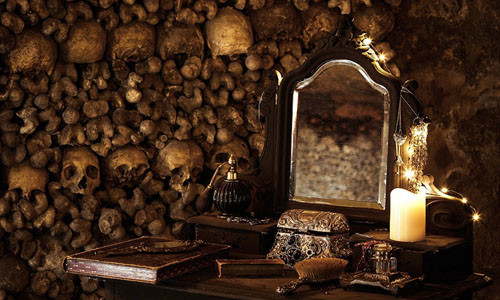 Với hơn 6 triệu bộ hài cốt, hầm mộ Paris trở thành ngôi mộ lớn nhất thế giới.