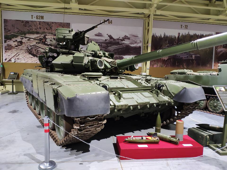 Trong phân tích này Mark Episkopos cũng nhắc đến thông tin Việt Nam đã nhận được lô xe tăng T-90S đầu tiên bao gồm hơn 30 chiếc trong số 64 chiếc đặt mua từ Nga. Trước đó Quân đội Iraq cũng đã nhận các chiến xa này từ Nga để thay thế cho những chiếc M1A1 Abrams của Mỹ với màn thể hiện kém cỏi trên chiến trường. Nguồn ảnh: Vitaly Kuzmin.