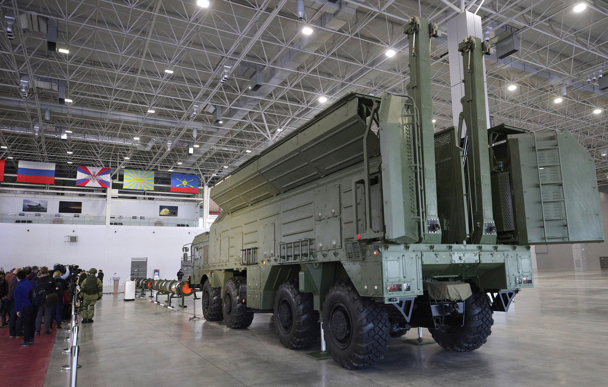 Do yêu cầu rất cao từ lúc thiết kế nên Iskander-M hội tụ những công nghệ đỉnh cao của Nga và cả thế giới trong lĩnh vực công nghệ tên lửa, hệ thống dẫn đường, động cơ tên lửa và các biện pháp trốn tránh kẻ thù. Nguồn ảnh: RT.
