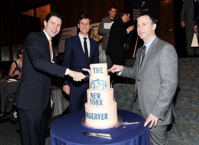 Kushner cũng sở hữu tờ The New York Observer năm 2006 với giá 10 triệu USD. Một cựu nhân viên chia sẻ với tờ Time rằng cha của Kushner - ông Charles Kushner đã mua lại tờ báo này cho con trai như một "món quà tốt nghiệp".