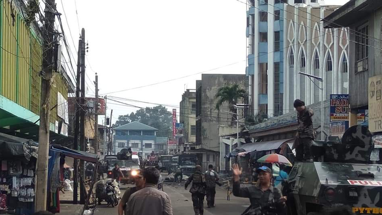 Danh bom kep o Philippines, 19 nguoi thiet mang