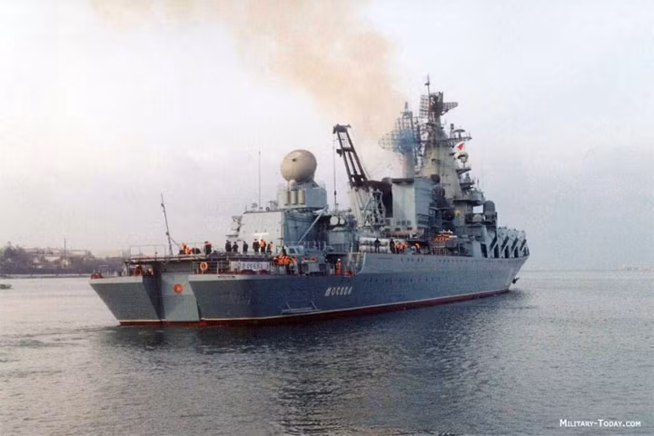 Ngoài ra, nó có thể đảm nhận vai trò phòng không hạm đội và yểm trợ hỏa lực. Ảnh: Military-Today.