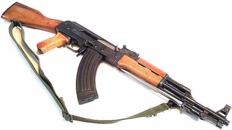 “Type 56”. Đây là phiên bản AK-47 của Trung Quốc chế tạo.