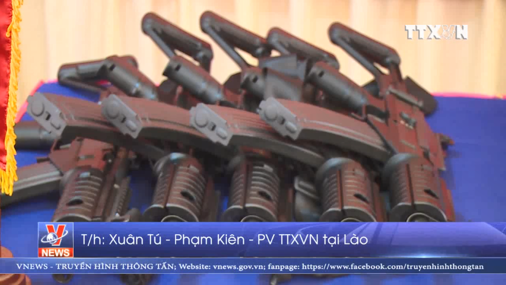 Được biết, lô súng trường Galil ACE đầu tiên chỉ mới được đại diện Bộ Quốc phòng Việt Nam bàn giao cho phía Bộ Quốc phòng Lào trong hôm 14/1. Thế nhưng khá bất ngờ là chỉ ba ngày sau đó chúng đã xuất hiện trong buổi tổng duyệt lễ duyệt binh hôm 17/1 và sau đó là tại lễ duyệt binh 20/1. Nguồn ảnh: TTXVN.