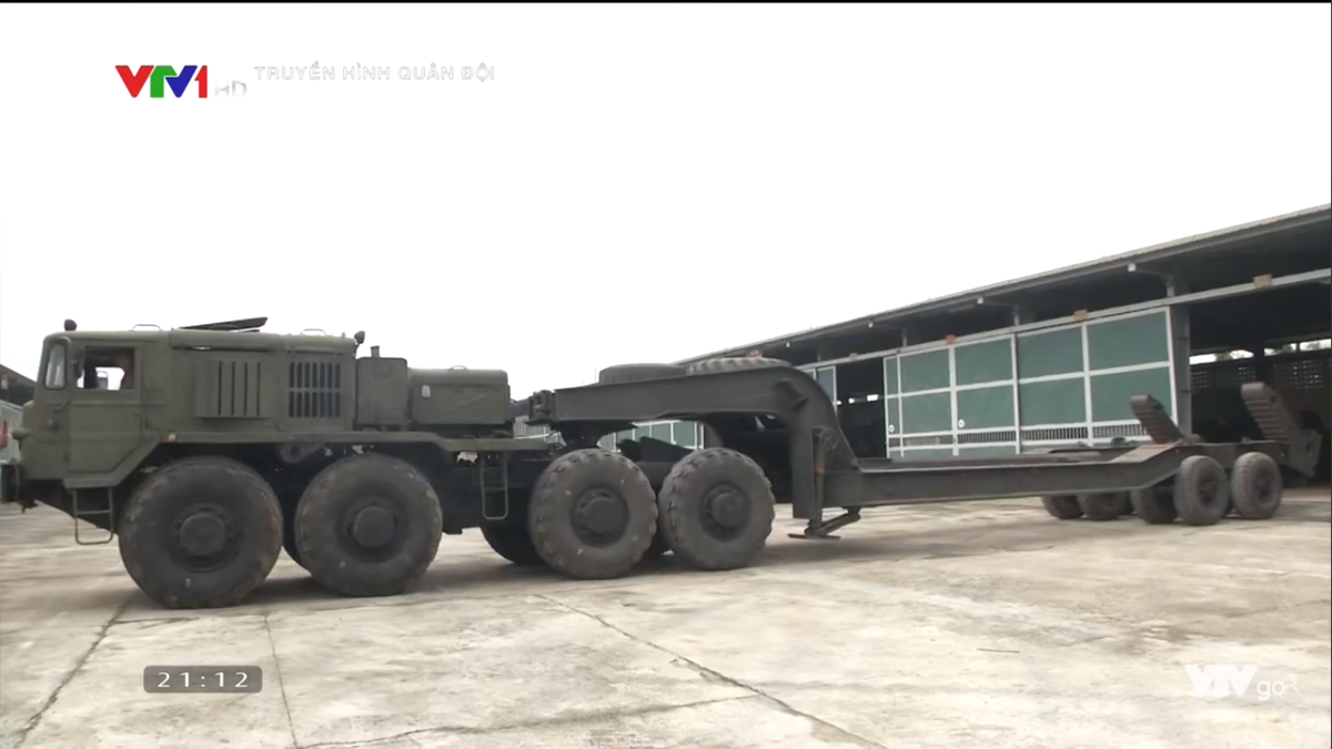 Tuy nhiên do có thời gian phục vụ đã khá dài, cộng với đó là các phụ tùng chi tiết bảo đảm cho công tác sửa chữa, đại tu MAZ-537 ngày càng trở nên khan hiếm, nên việc duy trì đảm bảo kỹ thuật cho phương tiện này cũng trở nên khó khăn hơn trước. Nguồn ảnh: VTV.