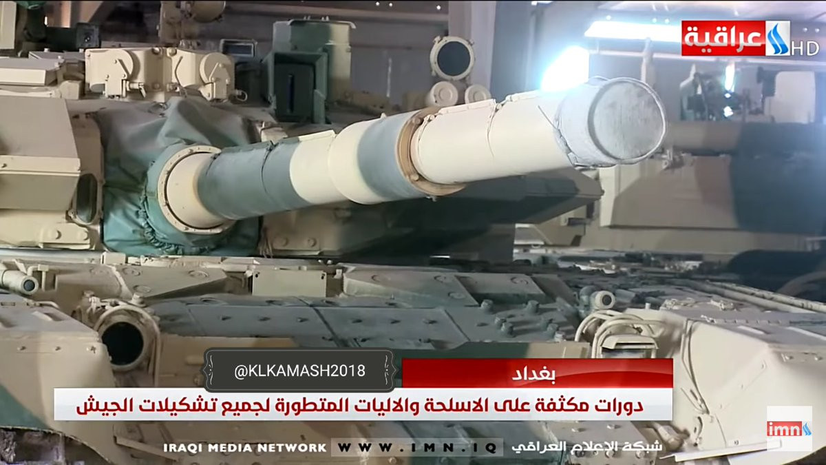 Hệ thống hỏa lực của xe vẫn là một pháo 125mm nòng trơn 2A46M; đại liên phòng không NSV 12,7mm và đại liên đồng trục pháo chính PKMT 7,62mm. Vũ khí của T-90S cho nó tiêu diệt nhiều loại mục tiêu gồm xe tăng, thiết giáp, bộ binh, công sự kiên cố và thậm chí là cả trực thăng, máy bay bay thấp với phạm vi tấn công từ vài mét tới 10km. Nguồn ảnh: IMN.