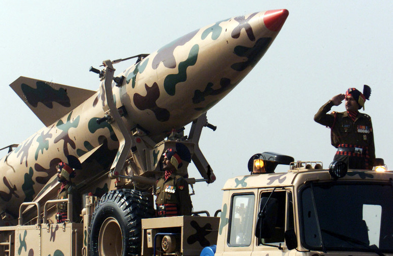 Loại tên lửa hiện đại hàng đầu của Ấn Độ sử dụng định vị quán tính với đường đạn di chuyển linh hoạt để đánh trúng mục tiêu. Ảnh: India Today.