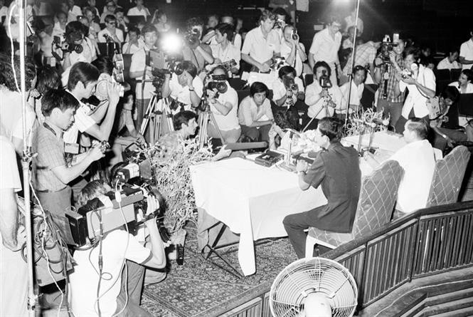 Su doan 330 va 21 ngay dem phan cong tieu diet quan xam luoc-Hinh-3