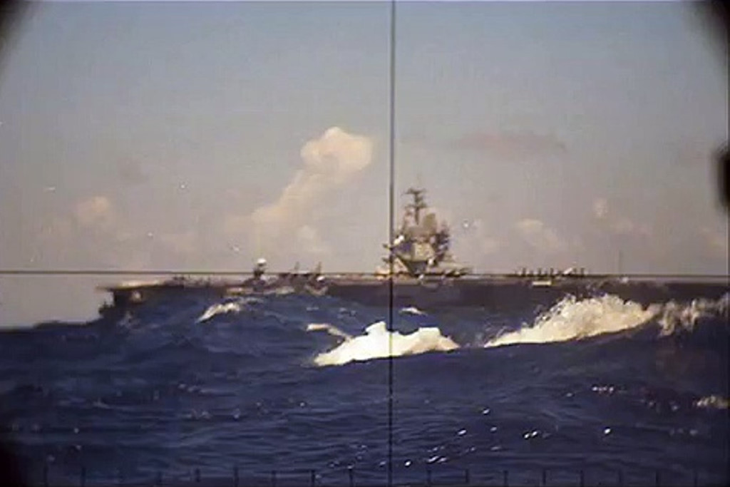 Tau san bay My de bi danh chim vi thieu chong ngam-Hinh-2