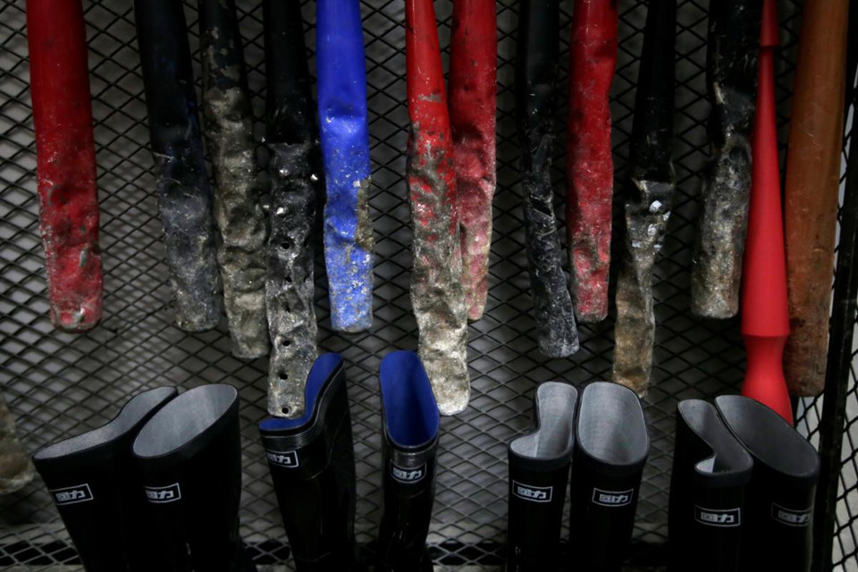 Các gậy bóng chày được sử dụng trong "phòng xả giận".