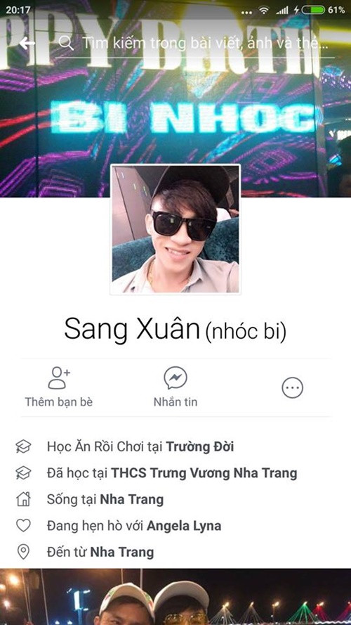 Tưởng chừng vụ việc khép lại nhưng vài giờ sau đó, một người được cho là em trai của đối tượng bỗng bất ngờ lên tiếng bảo vệ anh trai mình và chửi bới cộng đồng mạng là một lũ bò khi bảo vệ CSGT. Dòng trạng thái đã nhận hàng loạt gạch, đá từ cư dân mạng. Rất nhiều người cho rằng, người đăng tải status này chắc hẳn vẫn còn đang trong độ tuổi "trẻ trâu" nên mới phát ngôn thiếu suy nghĩ như vậy, trong khi nhiều người khác ngán ngẩm "Anh sao em vậy, cả chị người yêu cũng chẳng thua kém". Tất nhiên, cũng giống như anh trai và chị dâu tương lai, thanh niên này cũng bị chửi sấp mặt vì hành động ngu dại của mình.