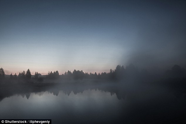 Hiện tượng thiên nhiên kỳ lạ này được gọi là Shreep, có nghĩa là sương mù dần dần tản đi, chứ không biến mất một cách nhanh chóng giống như bình thường. Hiện tượng này thường khiến khung cảnh trở nên huyền ảo, ma mị.(Nguồn Dailymail)